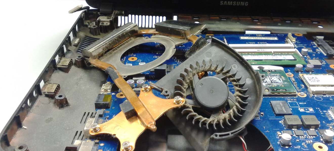 чистка ноутбука Samsung в Стрельне